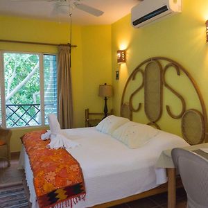 Sea Hawk Suites